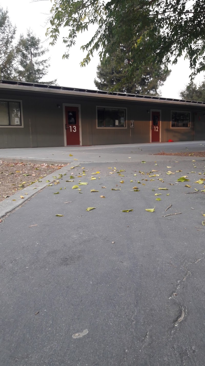 Strawberry Elementary photo