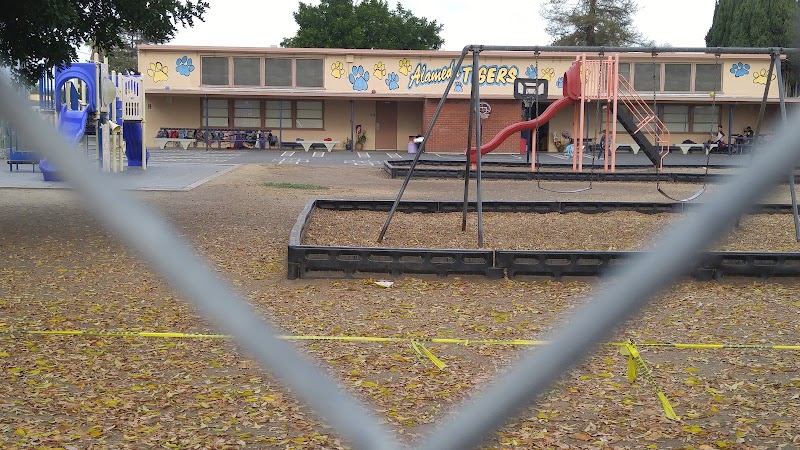 Alameda Elementary photo