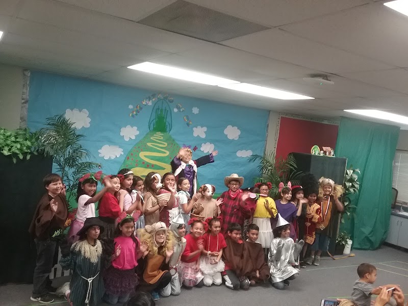 Mark Twain Elementary photo