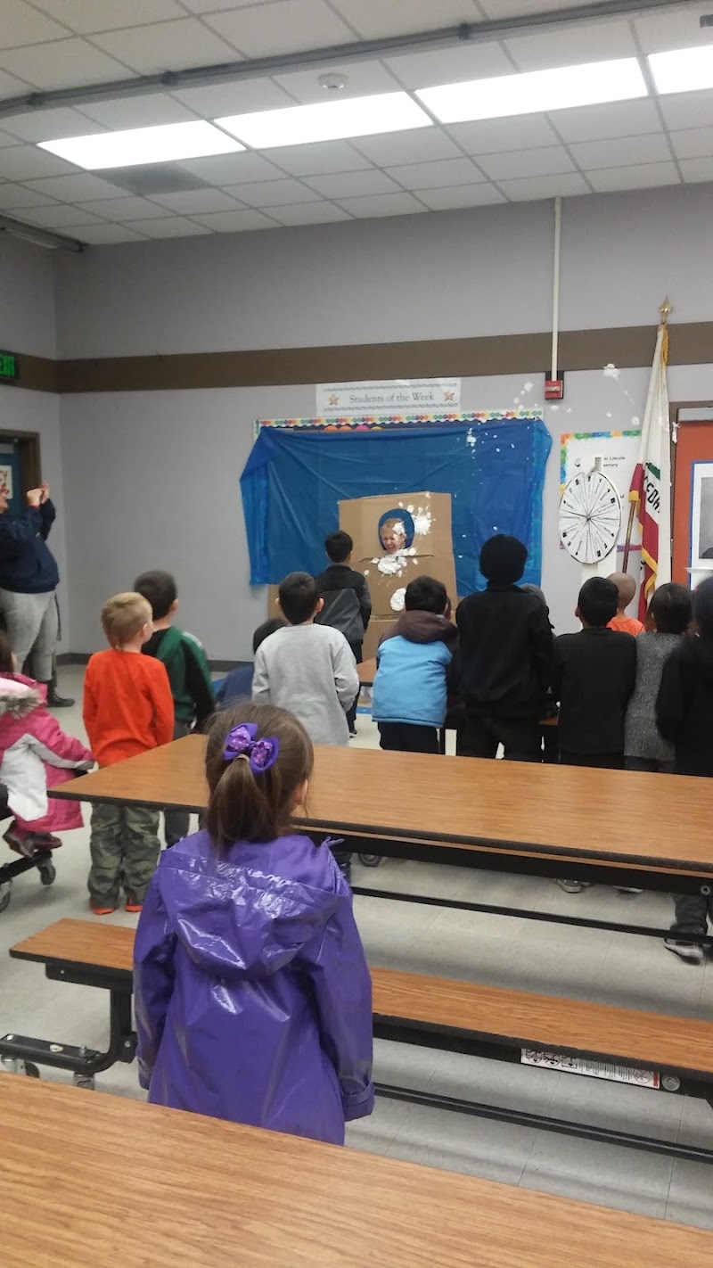 Abraham Lincoln Elementary photo