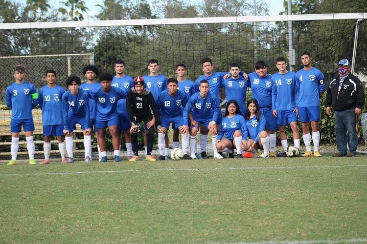 HIALEAH SENIOR HIGH SCHOOL photo