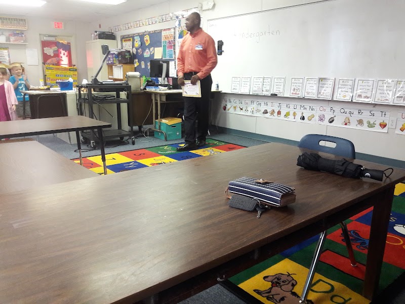 BELLEVIEW ELEMENTARY SCHOOL photo